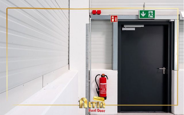 ضرورت نصب درب ضد حریق در طبقات ساختمان