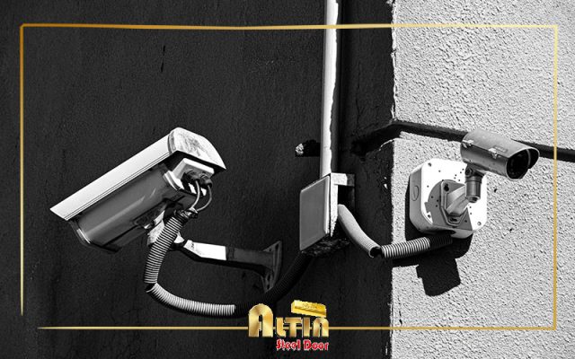 آیا نصب دوربین روی درب ضد سرقت فلزی امکان‌پذیر است؟